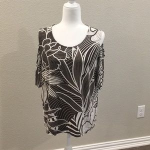 Chico's cold shoulder top size L